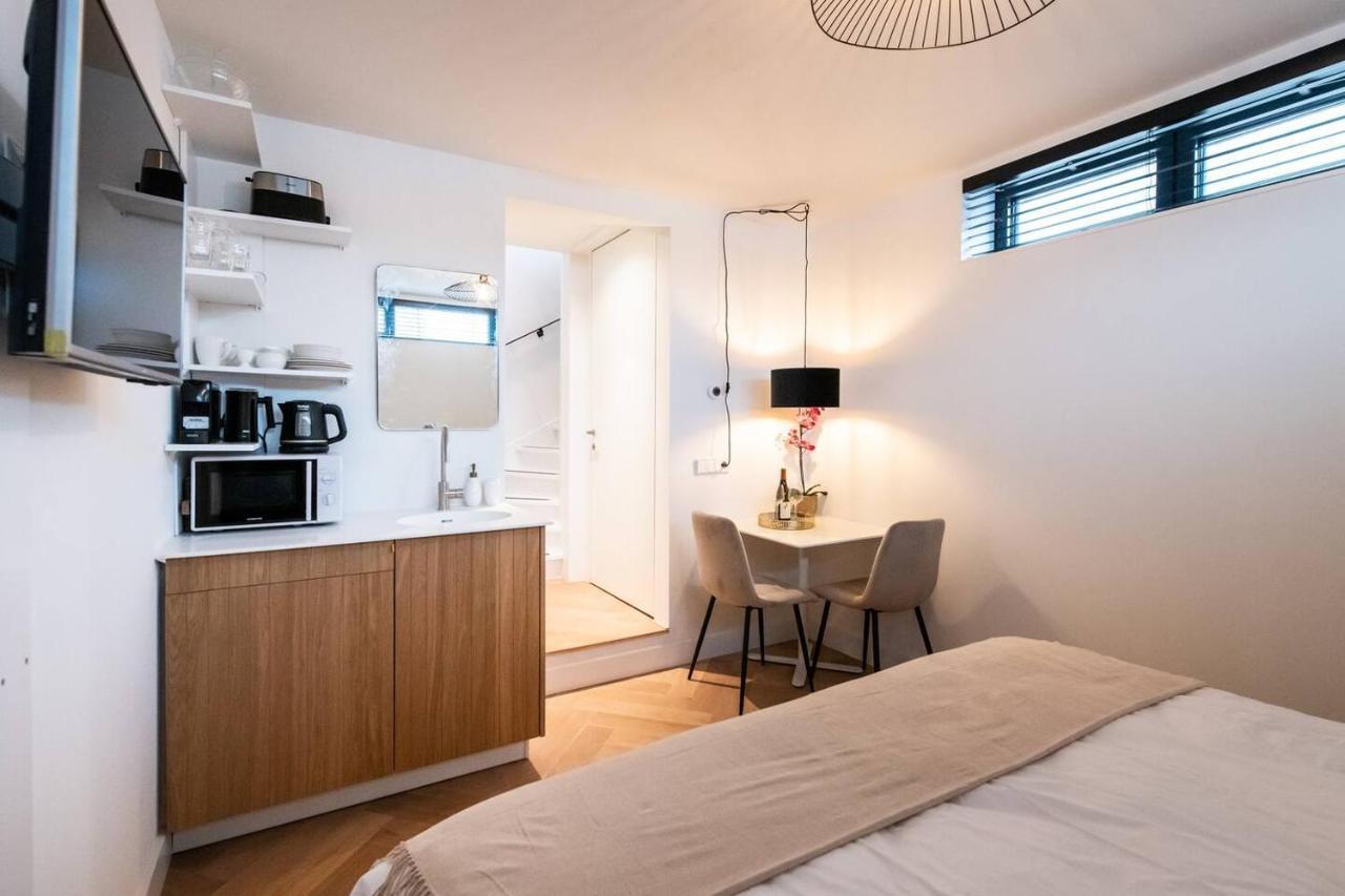 Appartement Beautiful Amstel Houseboat à Amsterdam Extérieur photo