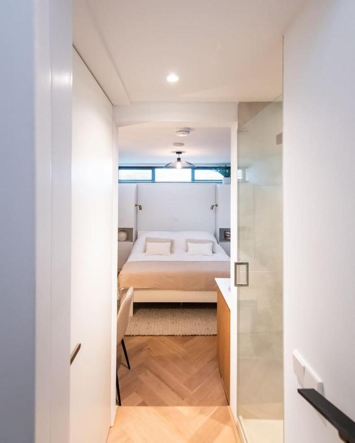 Appartement Beautiful Amstel Houseboat à Amsterdam Extérieur photo